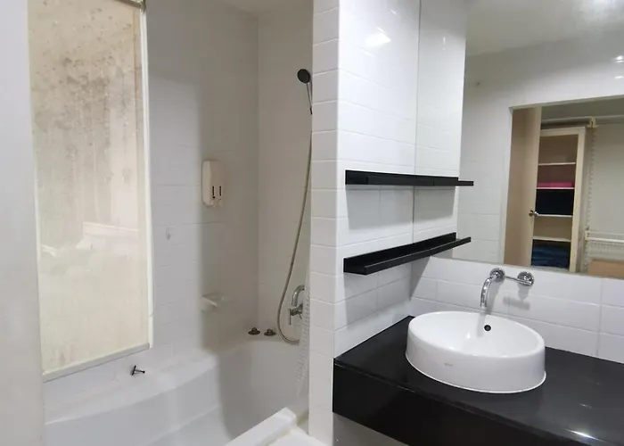 Perfect 80sqm Serve Up To 5 完美的公寓 Apartment Bangkok